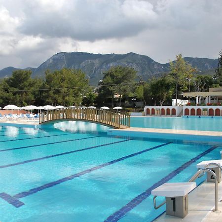 Uptown Bueyuek Anadolu Girne Hotel Exterior photo