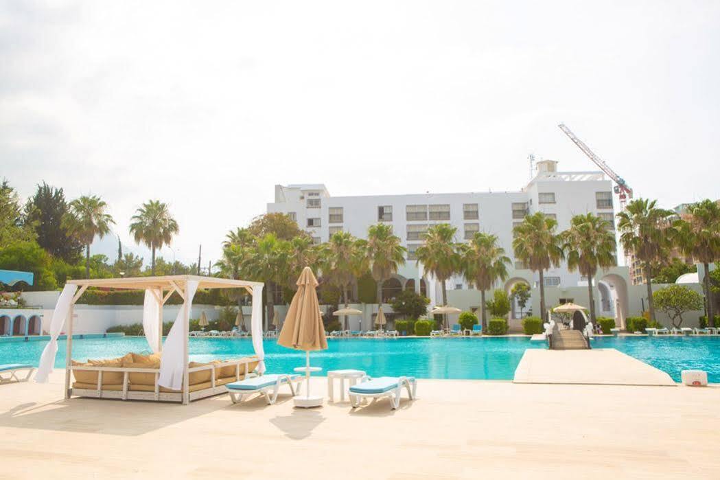 Uptown Bueyuek Anadolu Girne Hotel Exterior photo